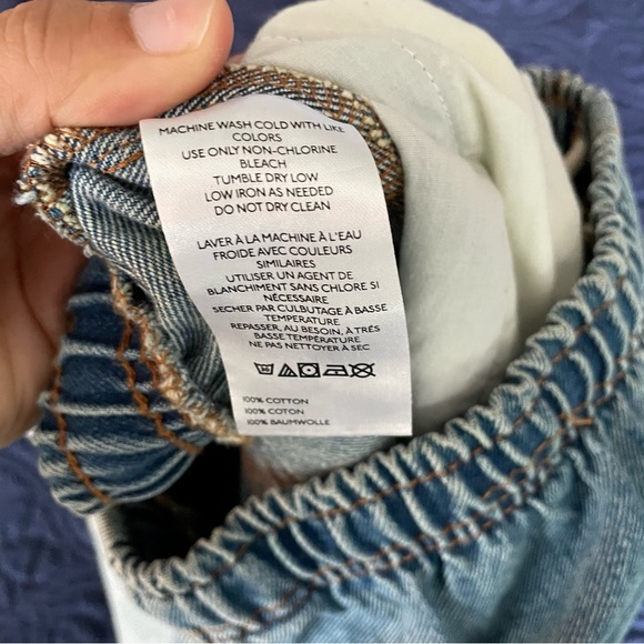 BDG Relaxed Fit Jeans in Blue and Tan - Picture 13 of 14